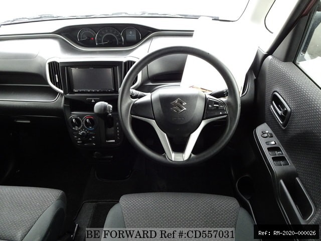 Vehicle photo 30