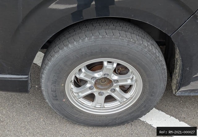 Vehicle photo 2