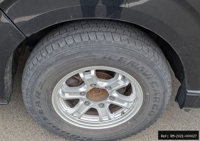 Vehicle photo 3