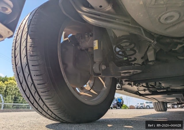 Vehicle photo 14