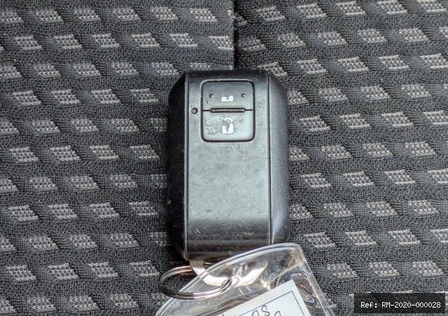 Vehicle photo 37