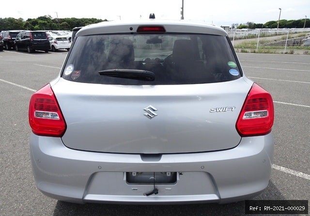 Vehicle photo 4