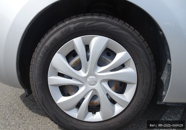 Vehicle photo 8