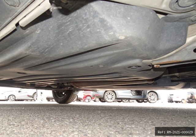 Vehicle photo 25