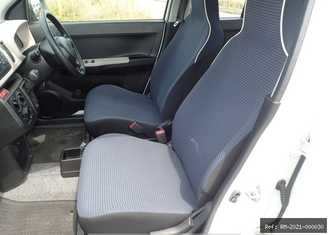 Vehicle photo 24
