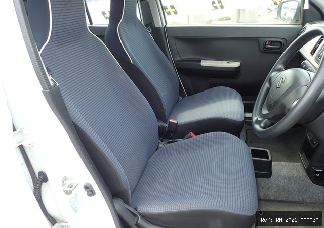 Vehicle photo 26