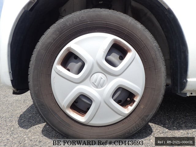 Vehicle photo 6