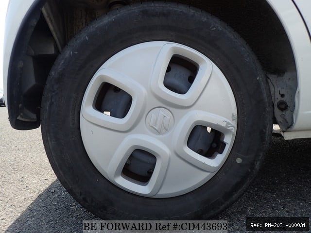 Vehicle photo 10