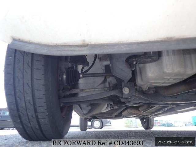 Vehicle photo 13