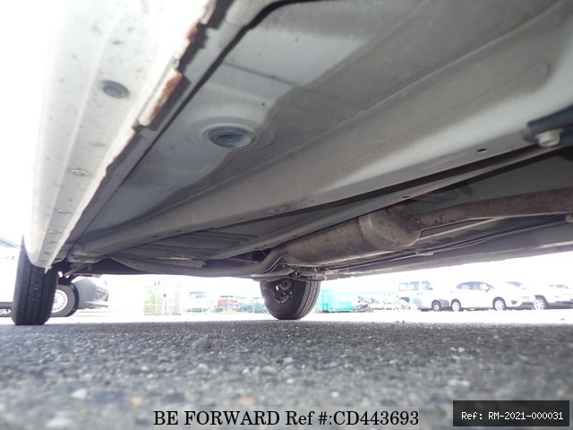 Vehicle photo 23