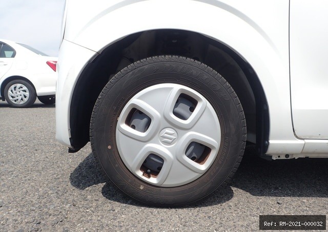Vehicle photo 11