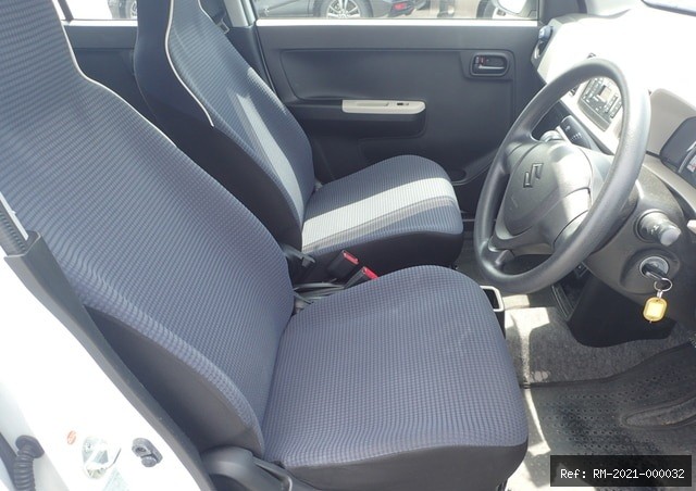 Vehicle photo 24
