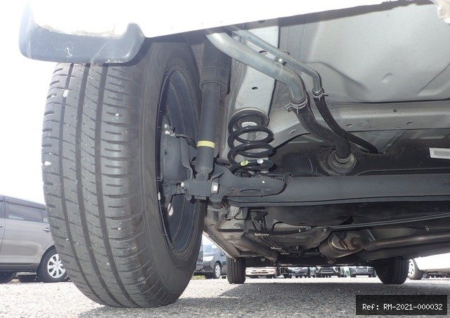 Vehicle photo 16