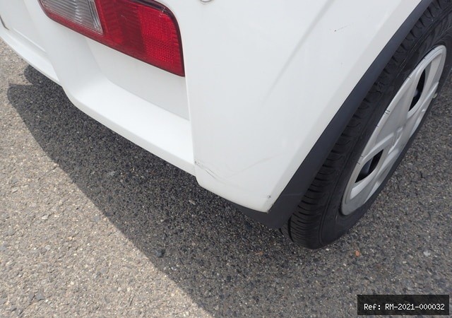 Vehicle photo 43