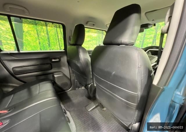 Vehicle photo 25