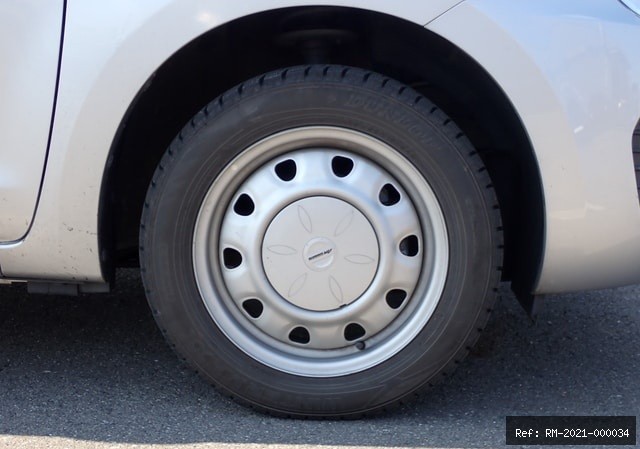Vehicle photo 14