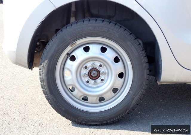 Vehicle photo 11