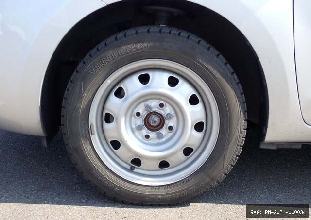 Vehicle photo 7