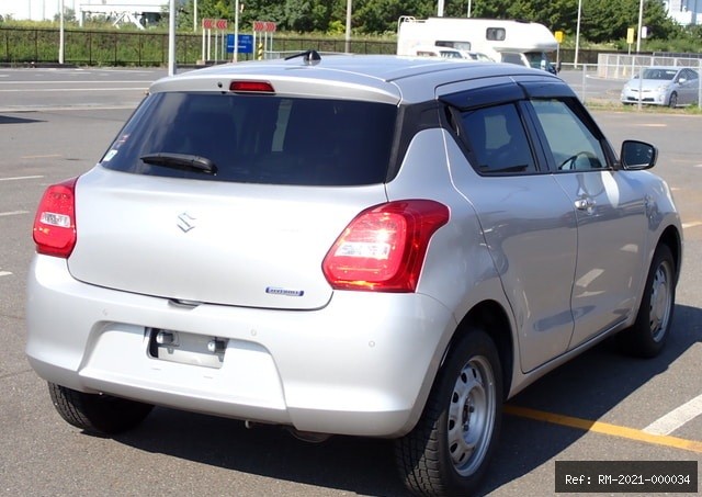 Vehicle photo 9