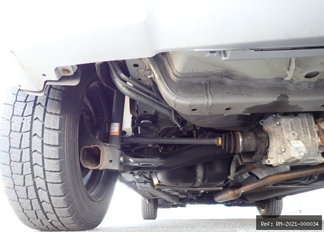 Vehicle photo 17