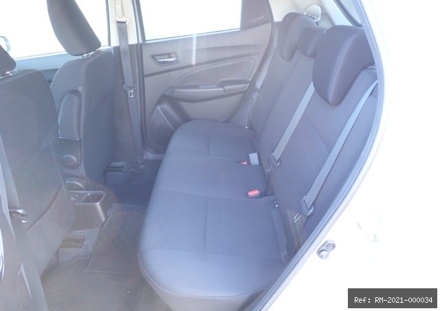 Vehicle photo 26
