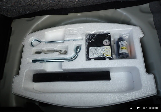 Vehicle photo 27