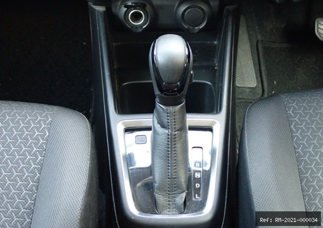 Vehicle photo 33