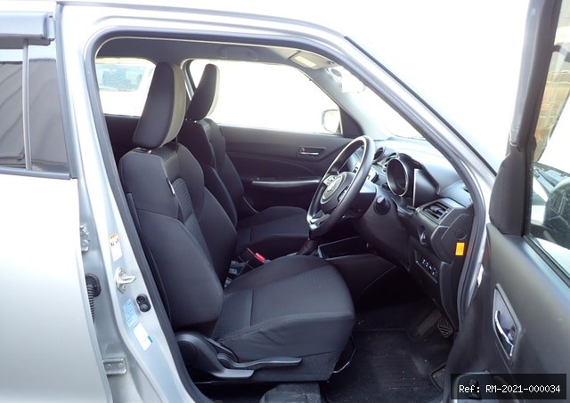 Vehicle photo 23