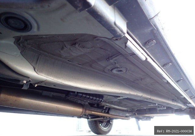 Vehicle photo 16