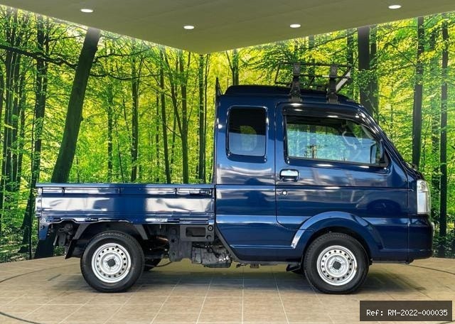 Vehicle photo 5