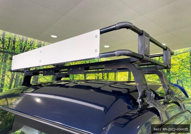 Vehicle photo 22