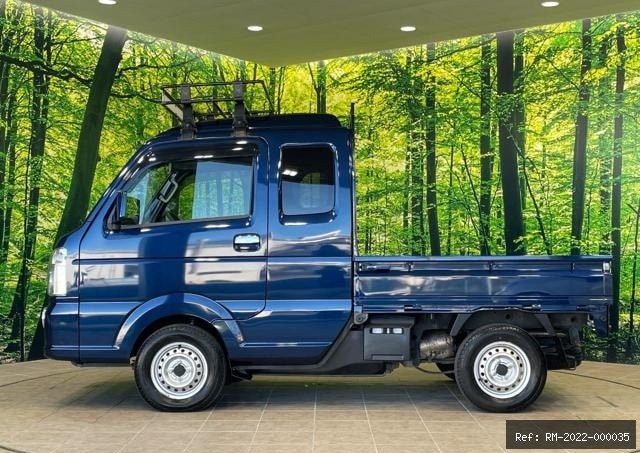 Vehicle photo 10