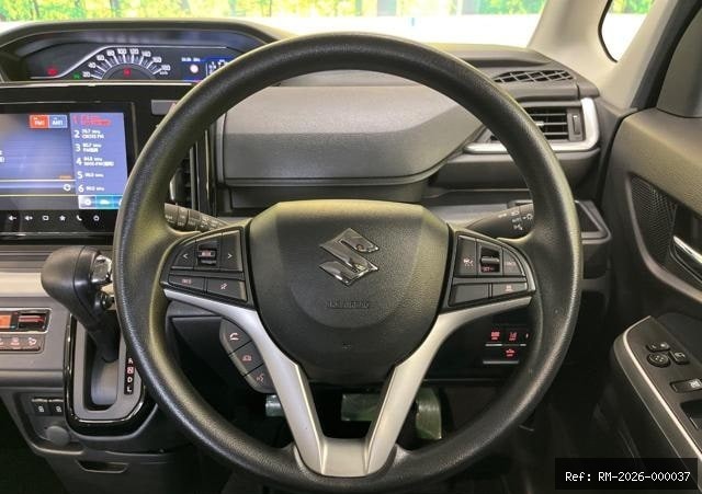 Vehicle photo 26