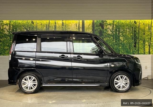 Vehicle photo 27